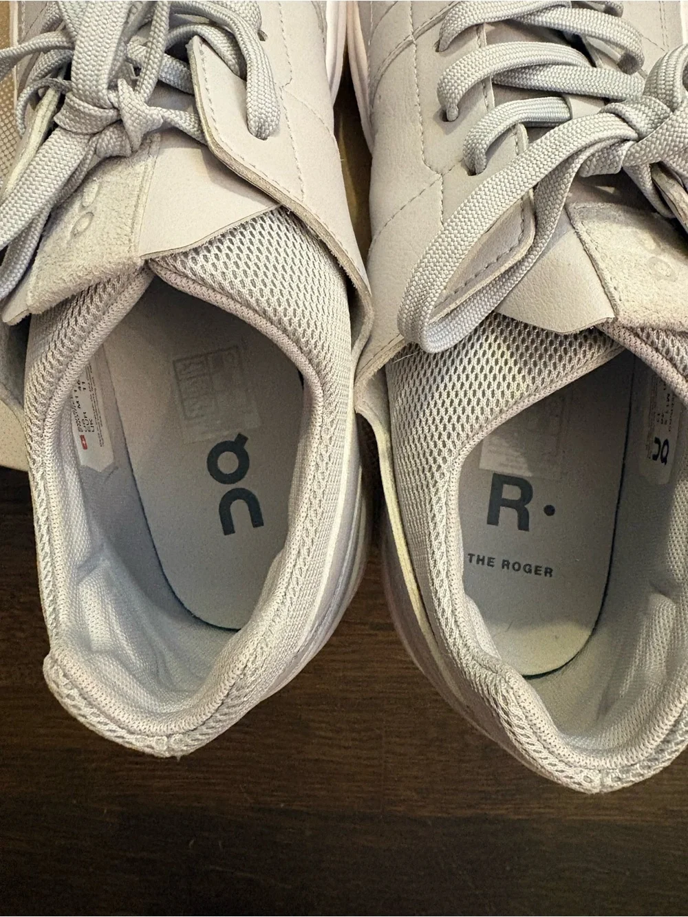 On cloud the Roger 11.5 Sneakers in light grey Swiss engering